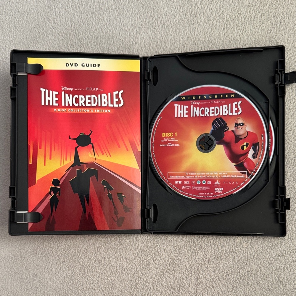 Disney Pixar The Incredibles & The Incredibles 2 DVD & BLU RAY Set - Picture 5 of 10